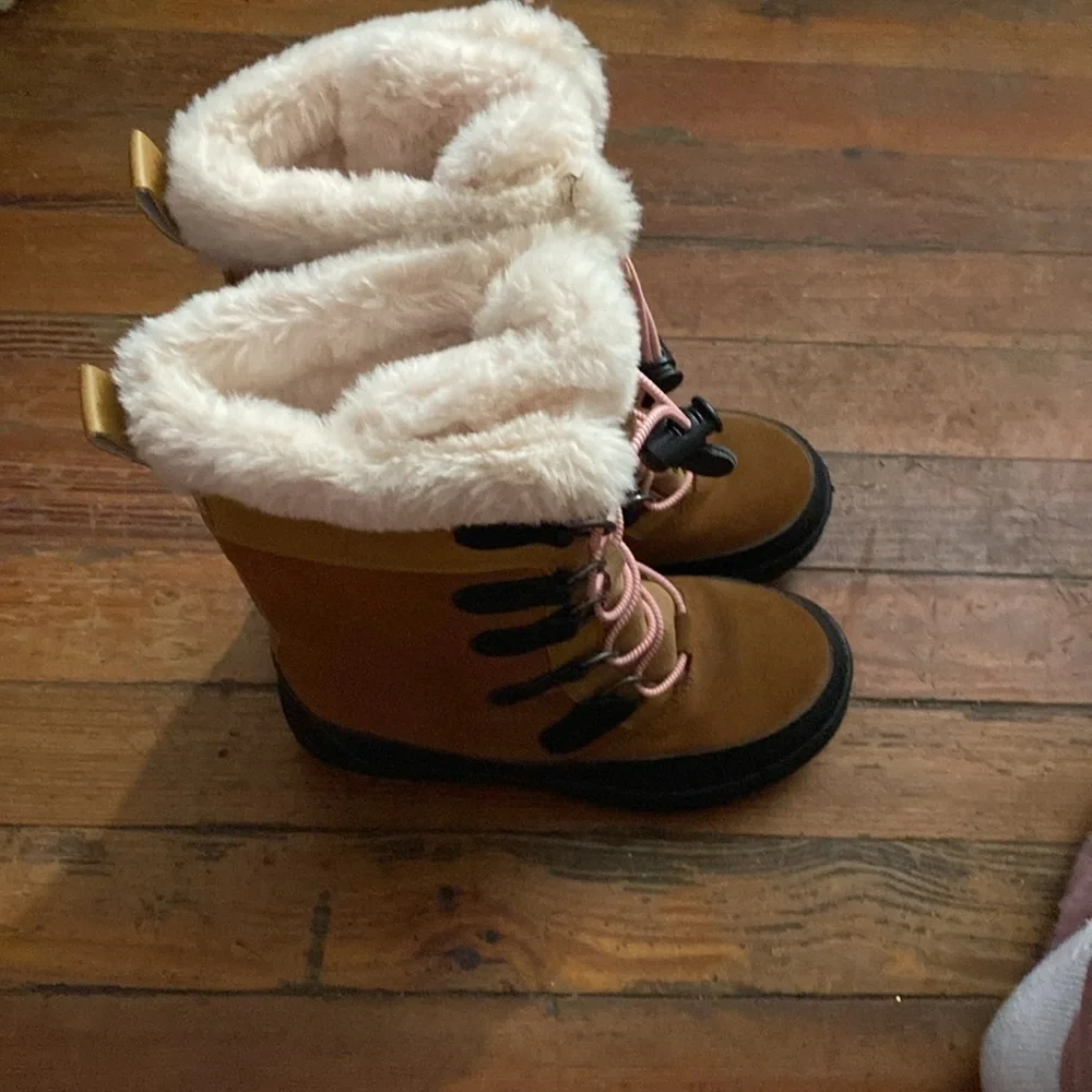 The Rmolulie boots